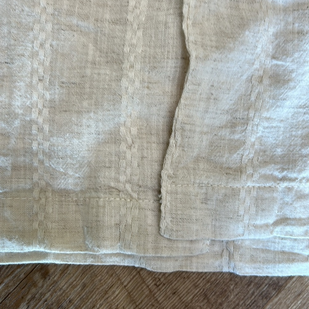 Cotton On shirt size Latge - Picture 3 of 9